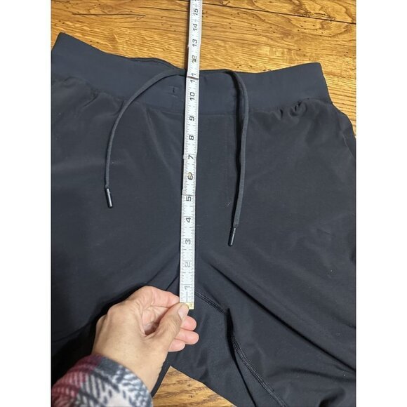 𝅺lululemon K17 Mens Small Shorts Black - Picture 4 of 9